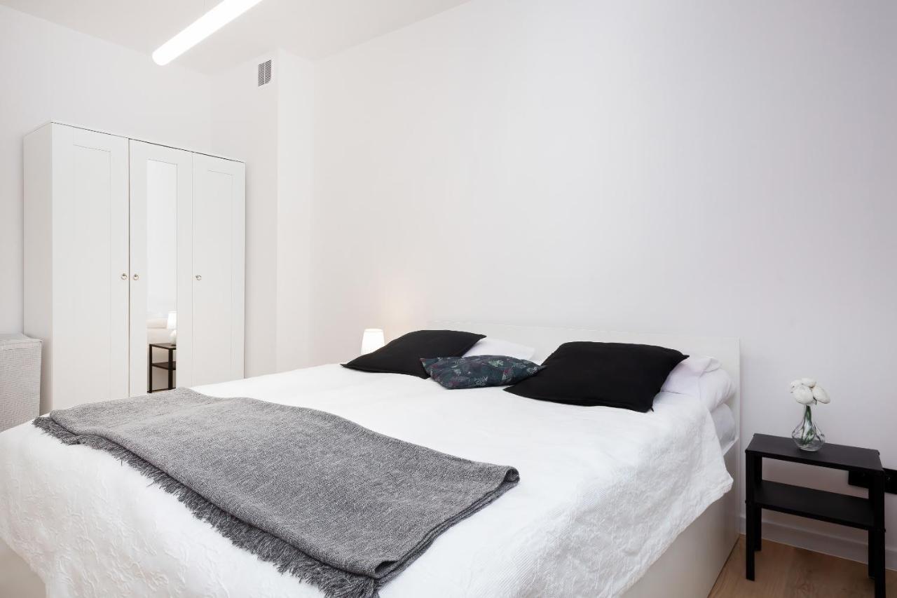 Apartments Warsaw Royal Park By Renters Екстер'єр фото